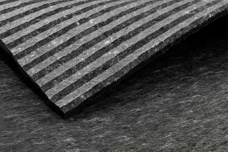 Streifenbeschichtung auf Filzmaterial